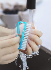 Dermora - Nail Brush with Handle – Fingernail & Toenail Cleaning Scrub Brush